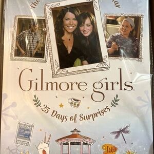 Gilmore Girls: The Official Advent Calendar 25 Days of Surprises SEALED